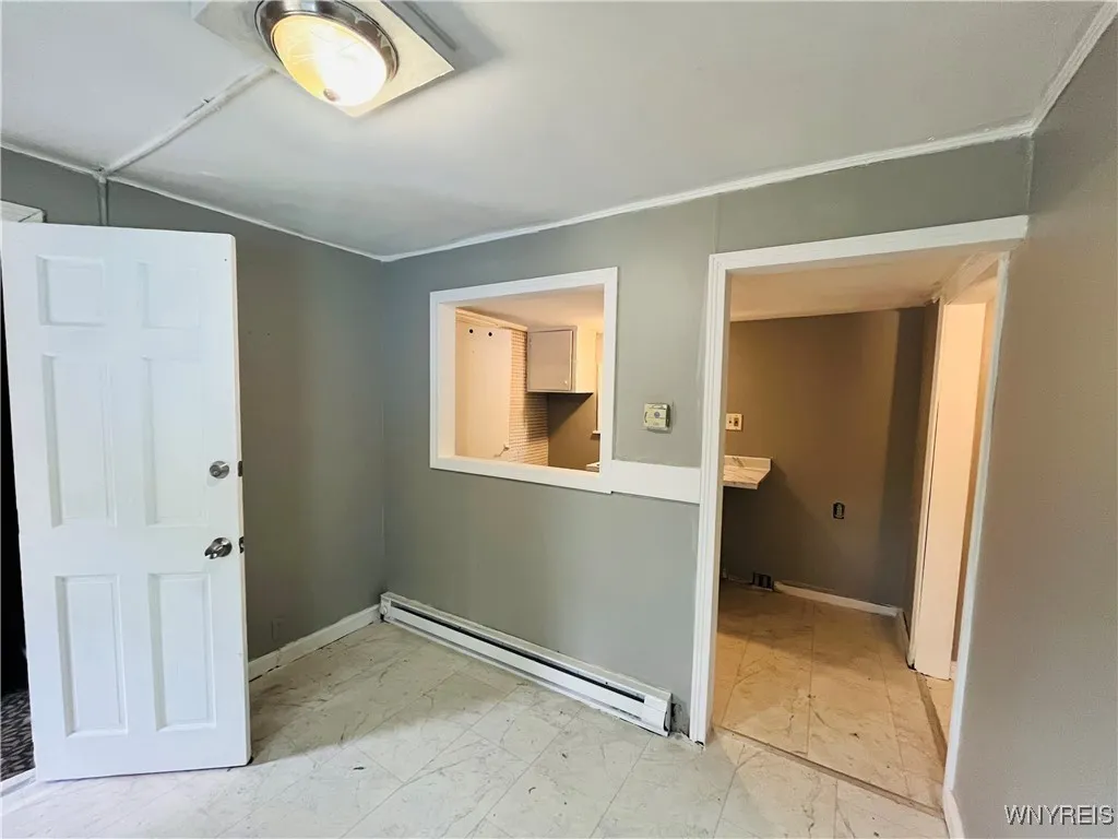 97 Kail Street, Buffalo, New York 14207, Buffalo, New York 14207, 7 Bedrooms Bedrooms, ,3 BathroomsBathrooms,Residential,For Sale,97 Kail Street, Buffalo, New York 14207,B1622392