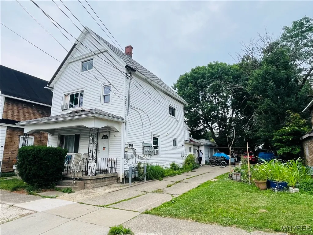 97 Kail Street, Buffalo, New York 14207, Buffalo, New York 14207, 7 Bedrooms Bedrooms, ,3 BathroomsBathrooms,Residential,For Sale,97 Kail Street, Buffalo, New York 14207,B1622392