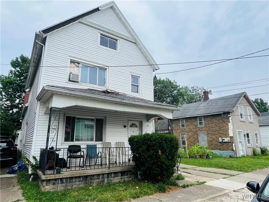 97 Kail Street, Buffalo, New York 14207, Buffalo, New York 14207, 7 Bedrooms Bedrooms, ,3 BathroomsBathrooms,Residential,For Sale,97 Kail Street, Buffalo, New York 14207,B1622392