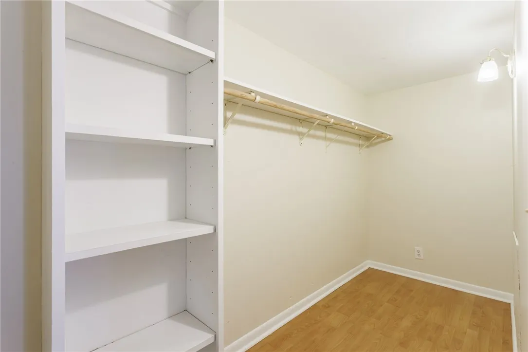 163 Lux Street, Rochester, New York 14621, Rochester, New York 14621, 3 Bedrooms Bedrooms, 6 Rooms Rooms,2 BathroomsBathrooms,Residential,For Sale,163 Lux Street, Rochester, New York 14621,R1622049