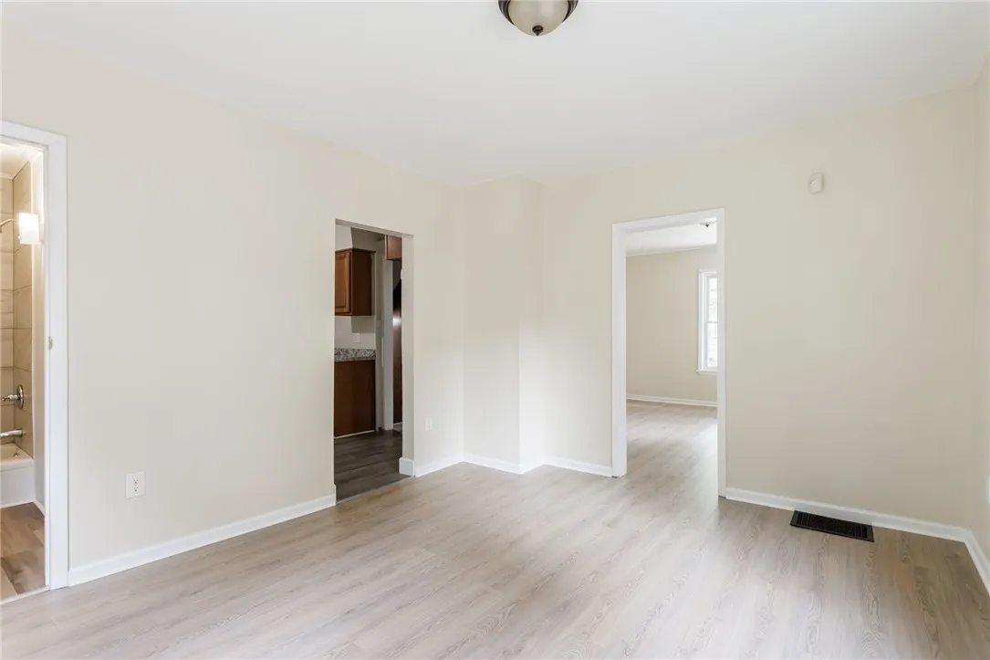 163 Lux Street, Rochester, New York 14621, Rochester, New York 14621, 3 Bedrooms Bedrooms, 6 Rooms Rooms,2 BathroomsBathrooms,Residential,For Sale,163 Lux Street, Rochester, New York 14621,R1622049