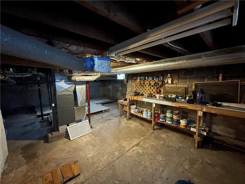 114 South Platt Street, Albion, New York 14411, Albion, New York 14411, 2 Bedrooms Bedrooms, 5 Rooms Rooms,1 BathroomBathrooms,Residential,For Sale,114 South Platt Street, Albion, New York 14411,R1621646