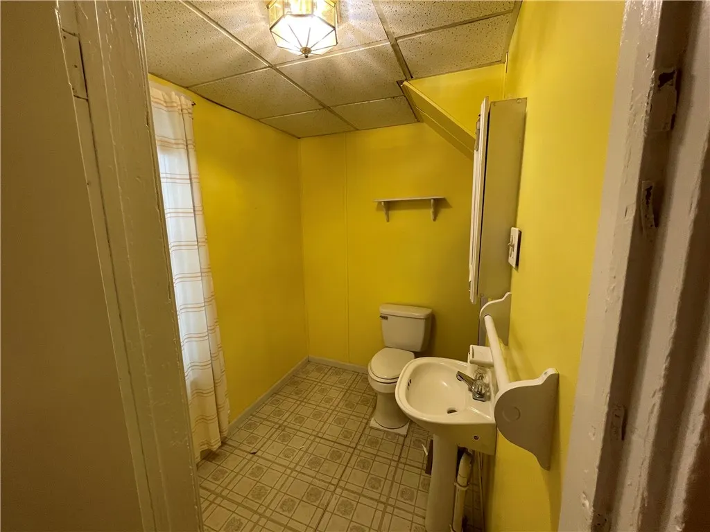 114 South Platt Street, Albion, New York 14411, Albion, New York 14411, 2 Bedrooms Bedrooms, 5 Rooms Rooms,1 BathroomBathrooms,Residential,For Sale,114 South Platt Street, Albion, New York 14411,R1621646