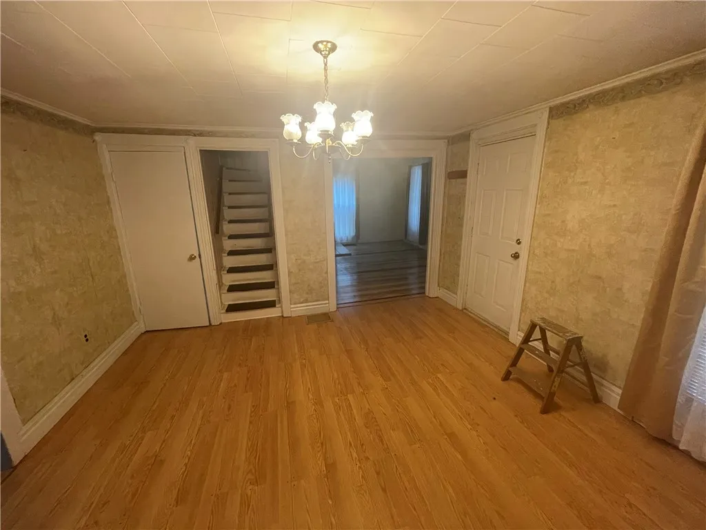 114 South Platt Street, Albion, New York 14411, Albion, New York 14411, 2 Bedrooms Bedrooms, 5 Rooms Rooms,1 BathroomBathrooms,Residential,For Sale,114 South Platt Street, Albion, New York 14411,R1621646