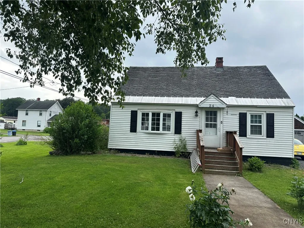 24 Columbia Parkway, German Flatts, New York 13357, German Flatts, New York 13357, 4 Bedrooms Bedrooms, 8 Rooms Rooms,2 BathroomsBathrooms,Residential,For Sale,24 Columbia Parkway, German Flatts, New York 13357,S1620356