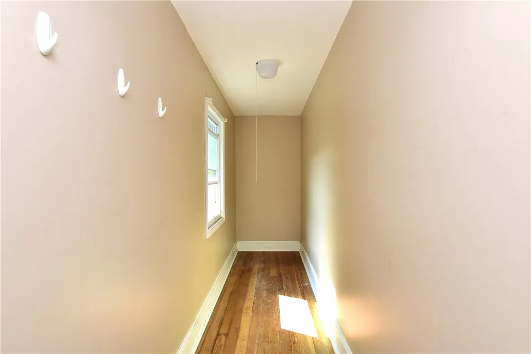 20 Franklin Street, Binghamton, New York 13905, Binghamton, New York 13905, 3 Bedrooms Bedrooms, 6 Rooms Rooms,1 BathroomBathrooms,Residential,For Sale,20 Franklin Street, Binghamton, New York 13905,R1622707