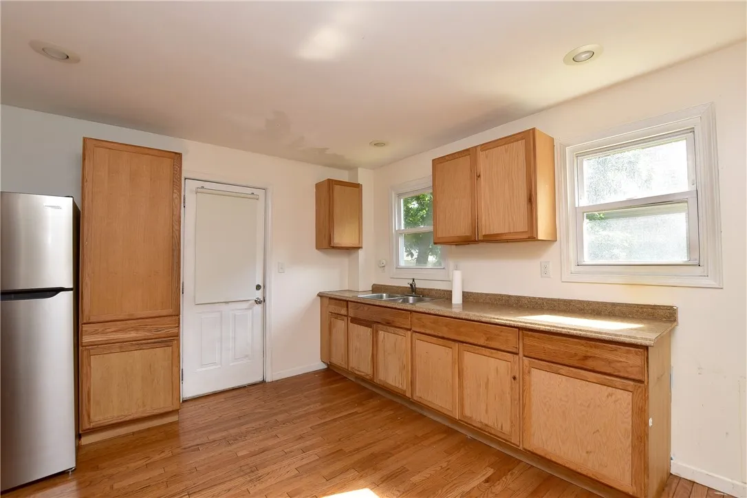 20 Franklin Street, Binghamton, New York 13905, Binghamton, New York 13905, 3 Bedrooms Bedrooms, 6 Rooms Rooms,1 BathroomBathrooms,Residential,For Sale,20 Franklin Street, Binghamton, New York 13905,R1622707