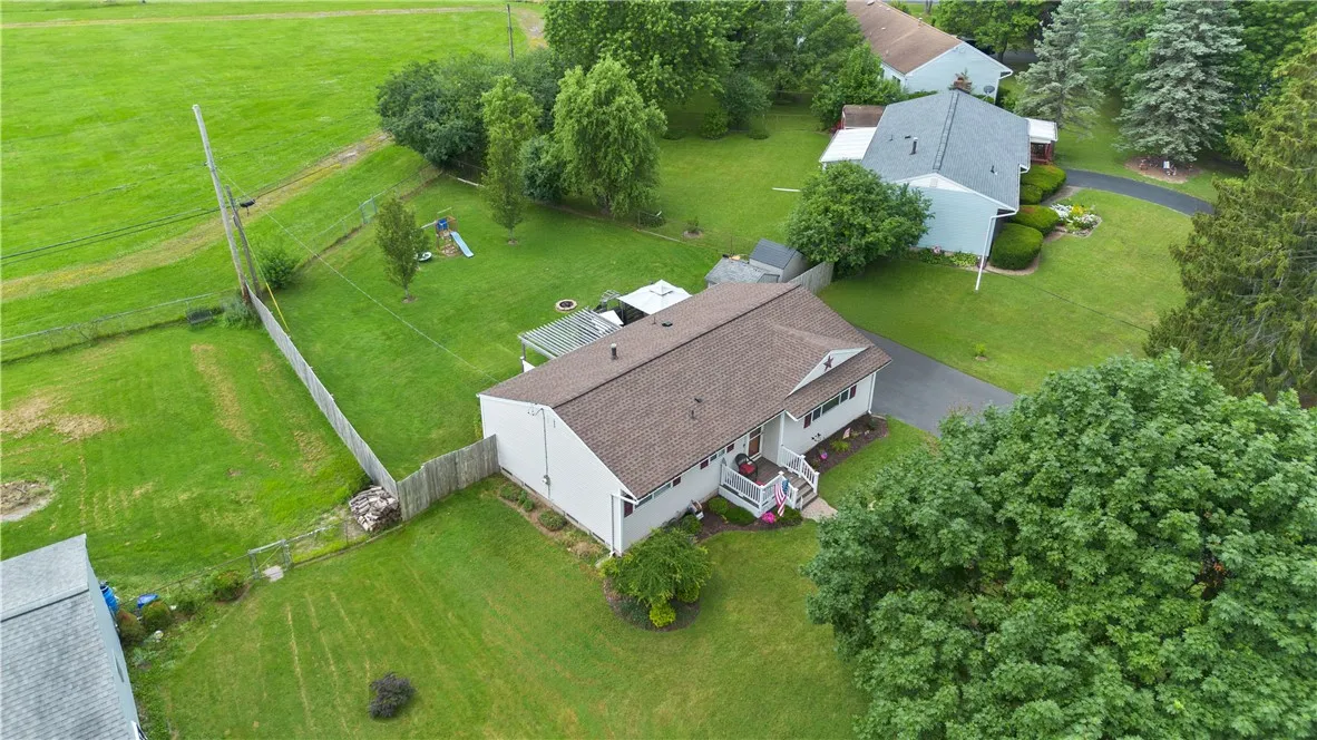 111 Crimson Bramble Road, Henrietta, New York 1462, Henrietta, New York 14623, 3 Bedrooms Bedrooms, 5 Rooms Rooms,1 BathroomBathrooms,Residential,For Sale,111 Crimson Bramble Road, Henrietta, New York 1462,R1616204