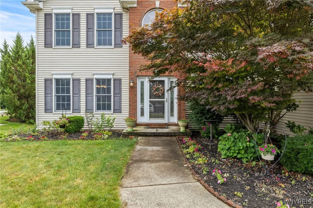 135 Arcadian Drive, Amherst, New York 14228, Amherst, New York 14228, 4 Bedrooms Bedrooms, 9 Rooms Rooms,2 BathroomsBathrooms,Residential,For Sale,135 Arcadian Drive, Amherst, New York 14228,B1620044