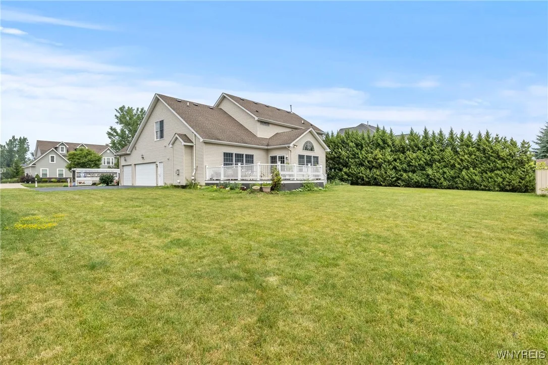 135 Arcadian Drive, Amherst, New York 14228, Amherst, New York 14228, 4 Bedrooms Bedrooms, 9 Rooms Rooms,2 BathroomsBathrooms,Residential,For Sale,135 Arcadian Drive, Amherst, New York 14228,B1620044