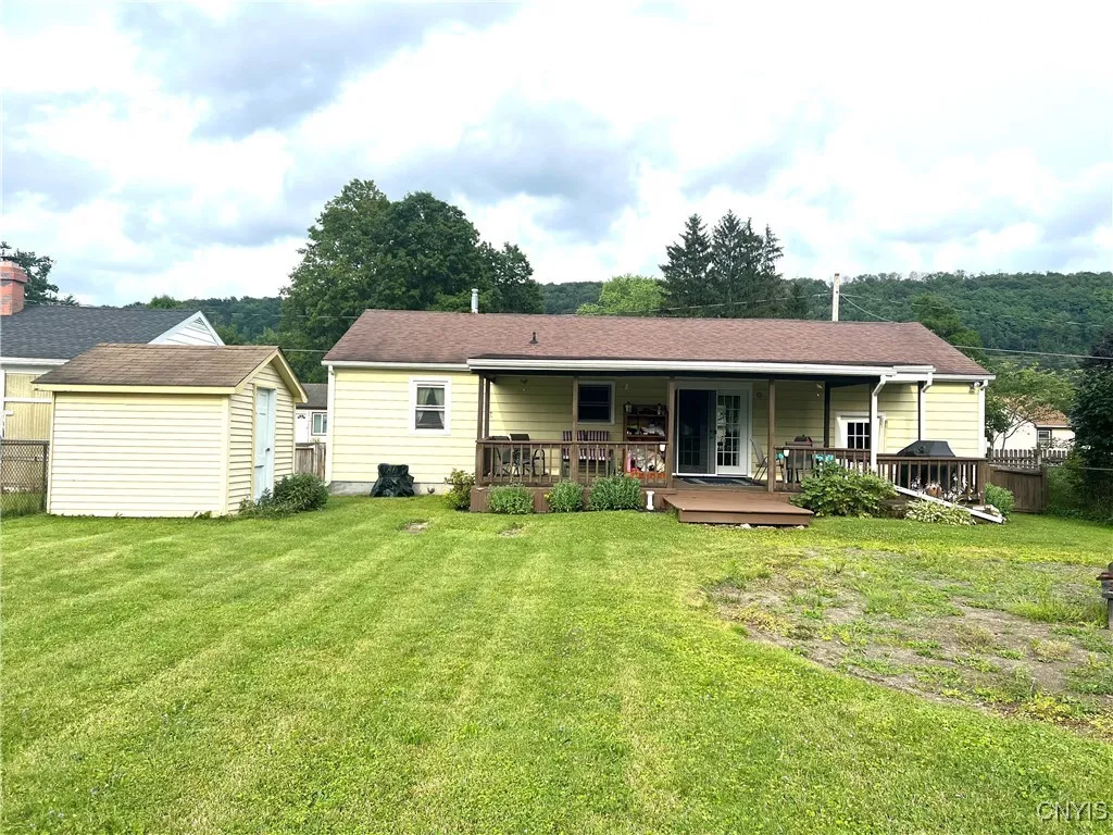 1 Michael Street, Homer, New York 13077, Homer, New York 13077, 3 Bedrooms Bedrooms, 8 Rooms Rooms,1 BathroomBathrooms,Residential,For Sale,1 Michael Street, Homer, New York 13077,S1622576