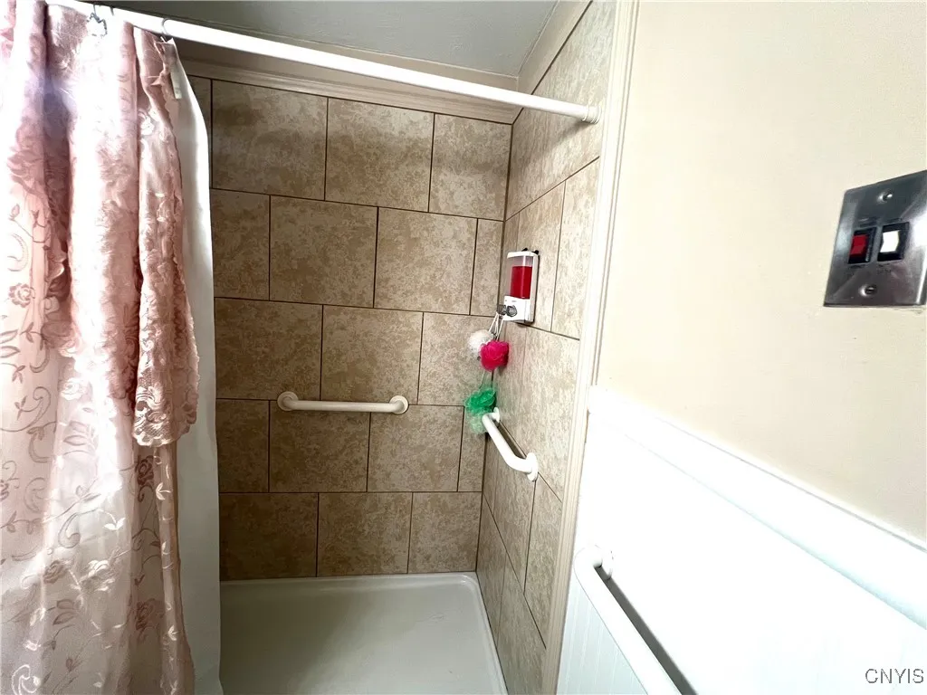 full bath with walk in shower