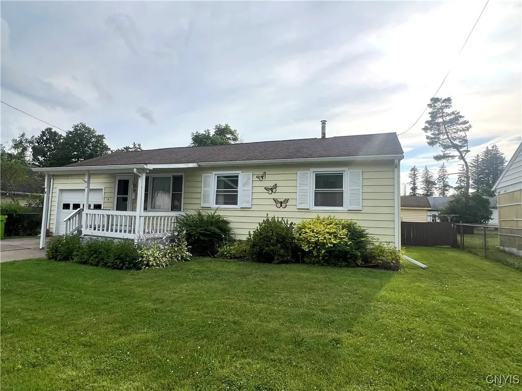 1 Michael Street, Homer, New York 13077, Homer, New York 13077, 3 Bedrooms Bedrooms, 8 Rooms Rooms,1 BathroomBathrooms,Residential,For Sale,1 Michael Street, Homer, New York 13077,S1622576