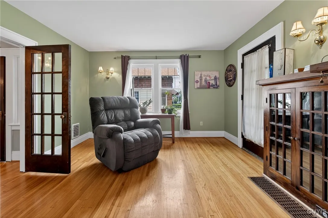 2310 James Street, Syracuse, New York 13206, Syracuse, New York 13206, 3 Bedrooms Bedrooms, 11 Rooms Rooms,2 BathroomsBathrooms,Residential,For Sale,2310 James Street, Syracuse, New York 13206,S1622141