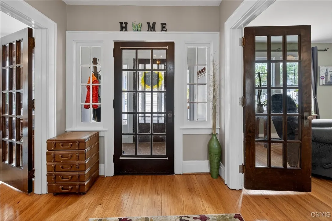 2310 James Street, Syracuse, New York 13206, Syracuse, New York 13206, 3 Bedrooms Bedrooms, 11 Rooms Rooms,2 BathroomsBathrooms,Residential,For Sale,2310 James Street, Syracuse, New York 13206,S1622141