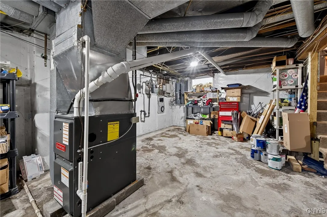 2310 James Street, Syracuse, New York 13206, Syracuse, New York 13206, 3 Bedrooms Bedrooms, 11 Rooms Rooms,2 BathroomsBathrooms,Residential,For Sale,2310 James Street, Syracuse, New York 13206,S1622141