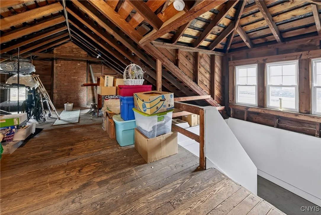 2310 James Street, Syracuse, New York 13206, Syracuse, New York 13206, 3 Bedrooms Bedrooms, 11 Rooms Rooms,2 BathroomsBathrooms,Residential,For Sale,2310 James Street, Syracuse, New York 13206,S1622141