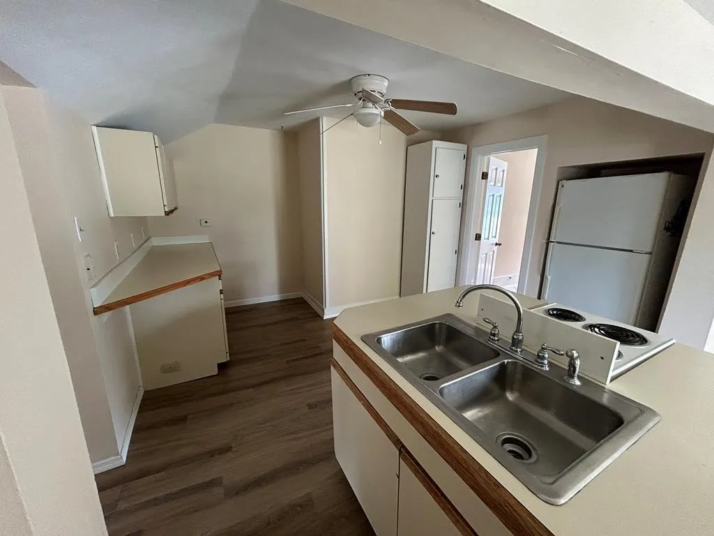404 Perry Street Upper, Horseheads, New York 14845, Horseheads, New York 14845, 2 Bedrooms Bedrooms, 5 Rooms Rooms,1 BathroomBathrooms,Residential Lease,For Rent,404 Perry Street Upper, Horseheads, New York 14845,R1621830