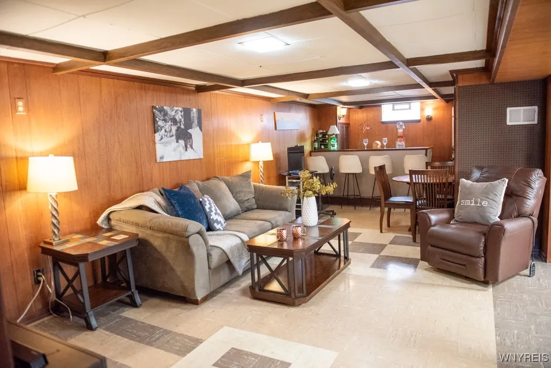 125 Della Drive, Lackawanna, New York 14218, Lackawanna, New York 14218, 2 Bedrooms Bedrooms, 4 Rooms Rooms,1 BathroomBathrooms,Residential,For Sale,125 Della Drive, Lackawanna, New York 14218,B1622675