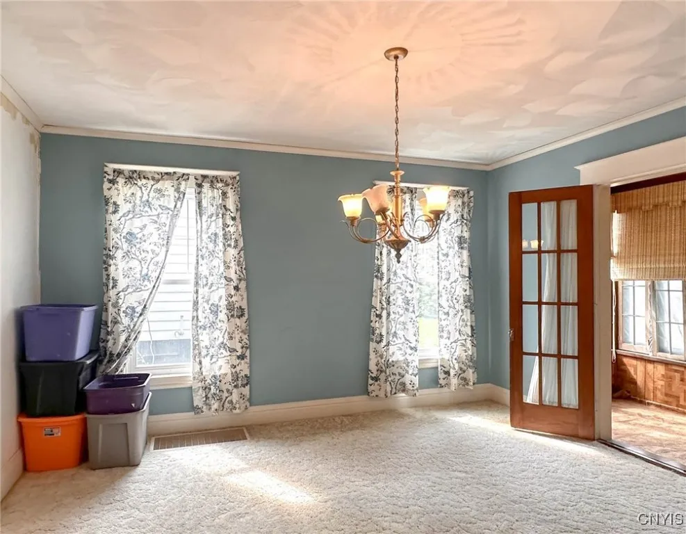 34 Proctor Boulevard, Utica, New York 13501, Utica, New York 13501, 5 Bedrooms Bedrooms, 10 Rooms Rooms,1 BathroomBathrooms,Residential,For Sale,34 Proctor Boulevard, Utica, New York 13501,S1622521
