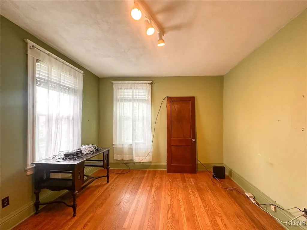 34 Proctor Boulevard, Utica, New York 13501, Utica, New York 13501, 5 Bedrooms Bedrooms, 10 Rooms Rooms,1 BathroomBathrooms,Residential,For Sale,34 Proctor Boulevard, Utica, New York 13501,S1622521