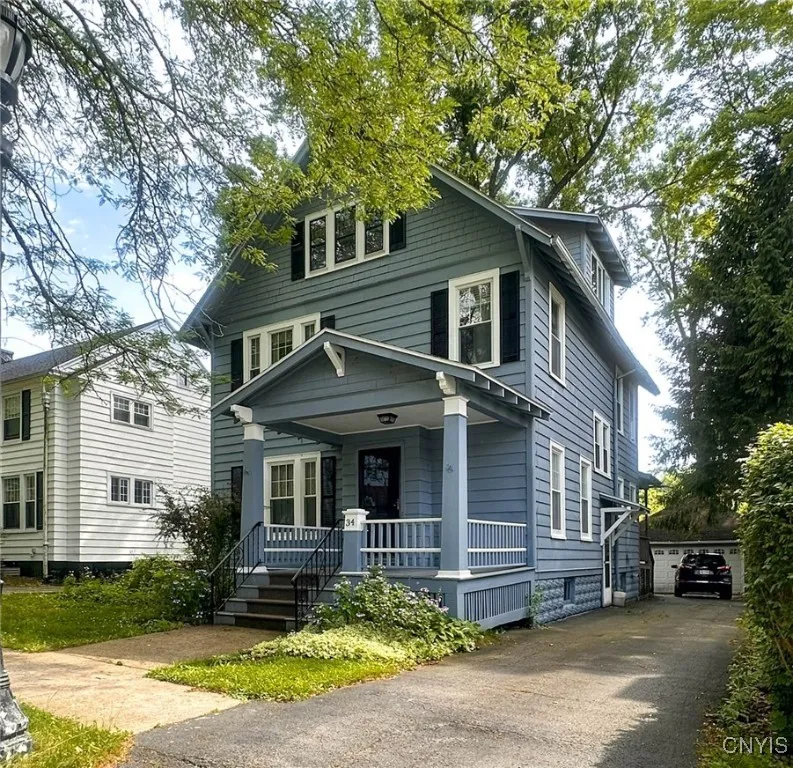 34 Proctor Boulevard, Utica, New York 13501, Utica, New York 13501, 5 Bedrooms Bedrooms, 10 Rooms Rooms,1 BathroomBathrooms,Residential,For Sale,34 Proctor Boulevard, Utica, New York 13501,S1622521
