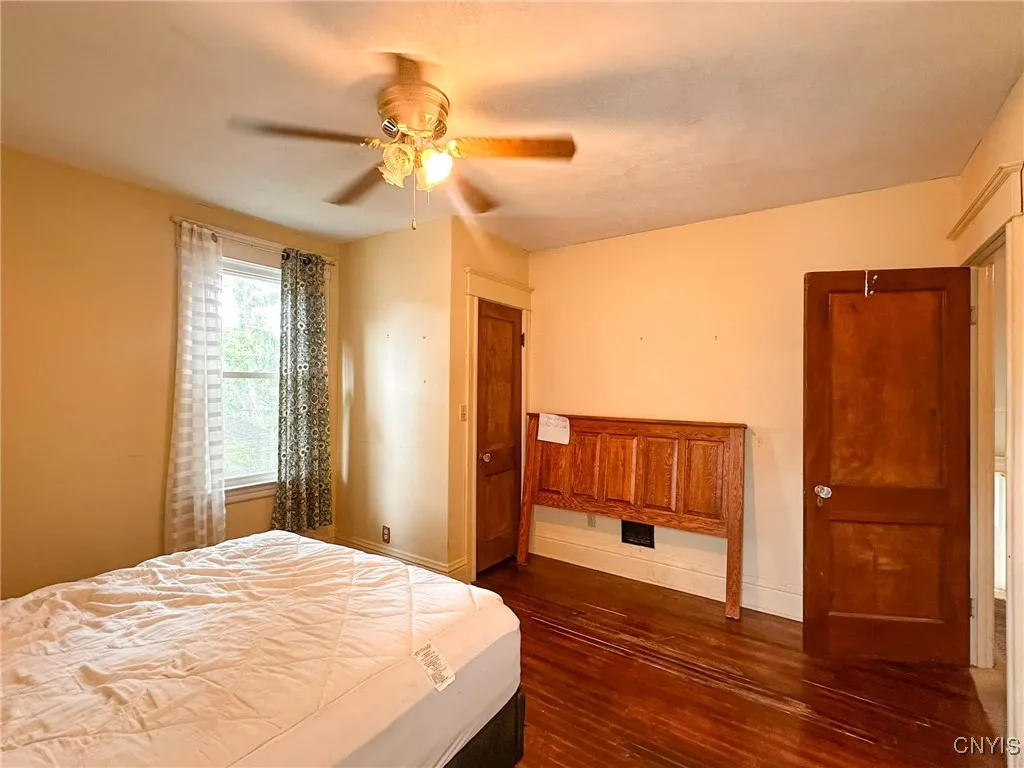34 Proctor Boulevard, Utica, New York 13501, Utica, New York 13501, 5 Bedrooms Bedrooms, 10 Rooms Rooms,1 BathroomBathrooms,Residential,For Sale,34 Proctor Boulevard, Utica, New York 13501,S1622521