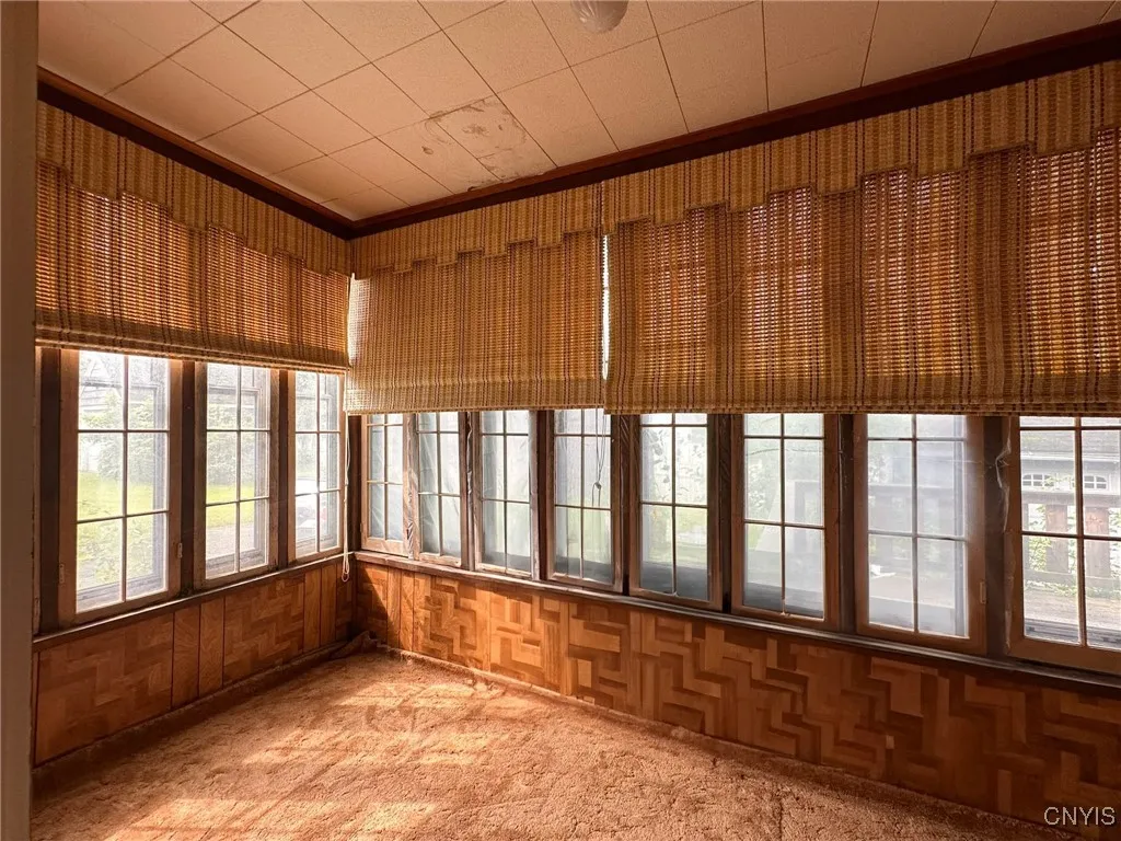 34 Proctor Boulevard, Utica, New York 13501, Utica, New York 13501, 5 Bedrooms Bedrooms, 10 Rooms Rooms,1 BathroomBathrooms,Residential,For Sale,34 Proctor Boulevard, Utica, New York 13501,S1622521