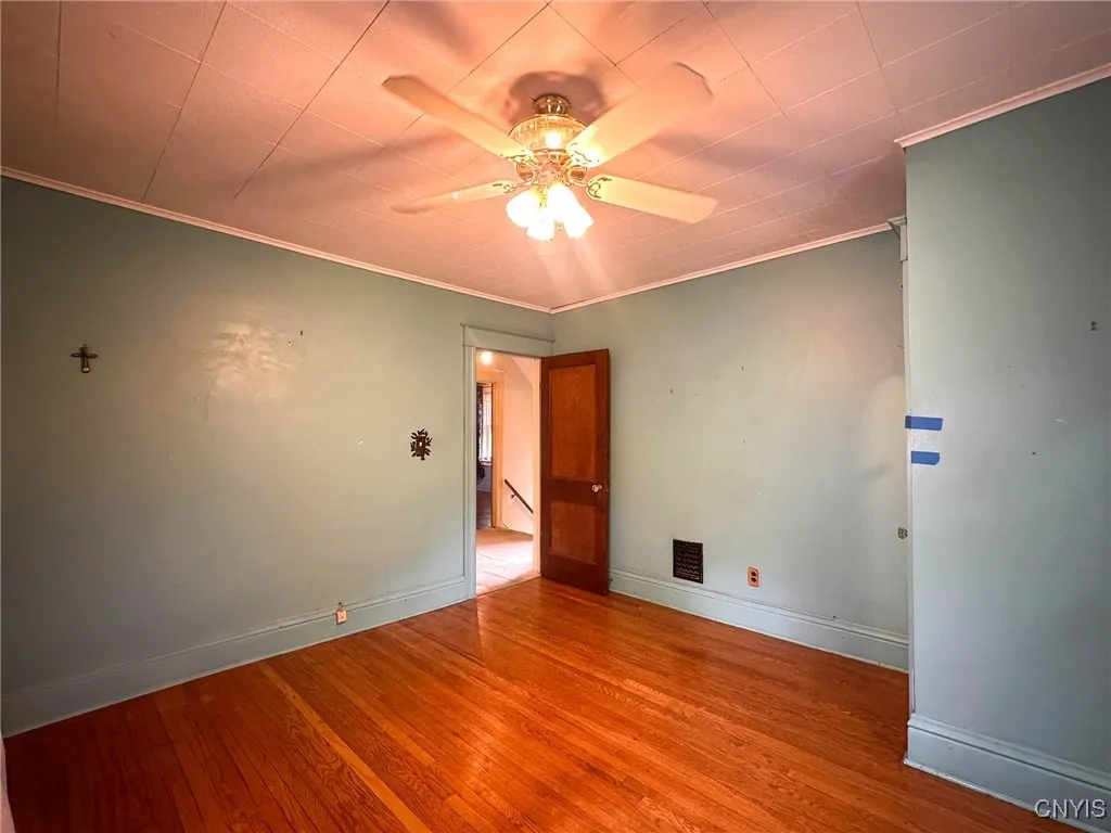 34 Proctor Boulevard, Utica, New York 13501, Utica, New York 13501, 5 Bedrooms Bedrooms, 10 Rooms Rooms,1 BathroomBathrooms,Residential,For Sale,34 Proctor Boulevard, Utica, New York 13501,S1622521