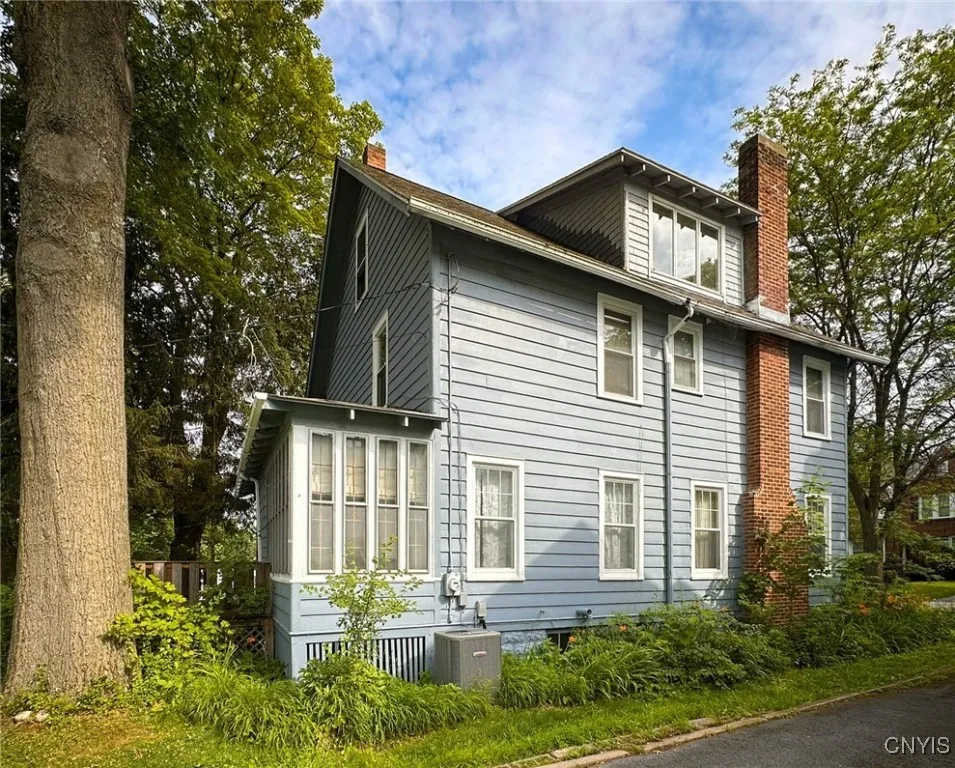 34 Proctor Boulevard, Utica, New York 13501, Utica, New York 13501, 5 Bedrooms Bedrooms, 10 Rooms Rooms,1 BathroomBathrooms,Residential,For Sale,34 Proctor Boulevard, Utica, New York 13501,S1622521