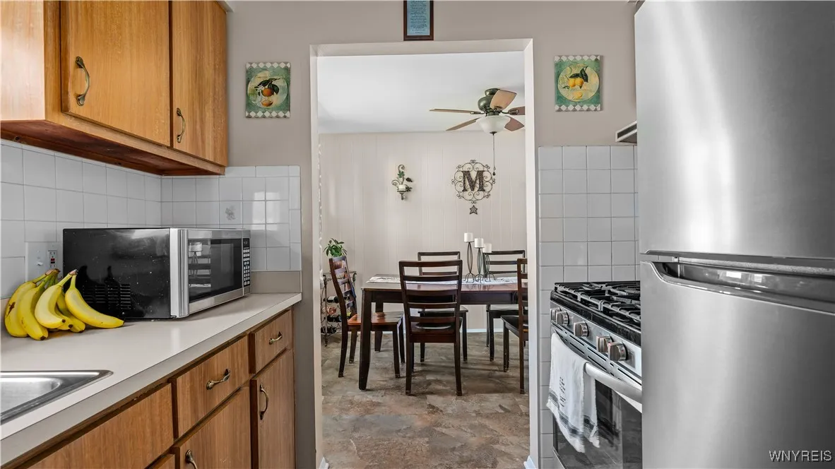 169 Darwin Drive, Lancaster, New York 14043, Lancaster, New York 14043, 2 Bedrooms Bedrooms, 5 Rooms Rooms,1 BathroomBathrooms,Residential,For Sale,169 Darwin Drive, Lancaster, New York 14043,B1622510