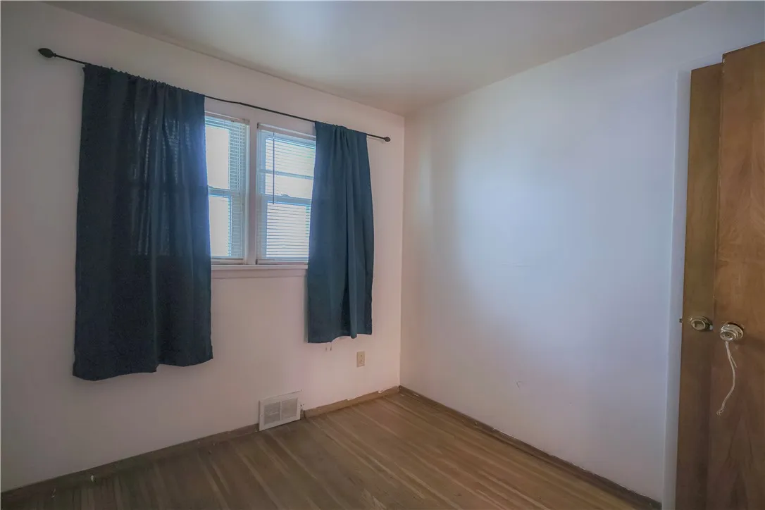 50 Townsend Street, Rochester, New York 14621, Rochester, New York 14621, 3 Bedrooms Bedrooms, 6 Rooms Rooms,1 BathroomBathrooms,Residential,For Sale,50 Townsend Street, Rochester, New York 14621,R1622347