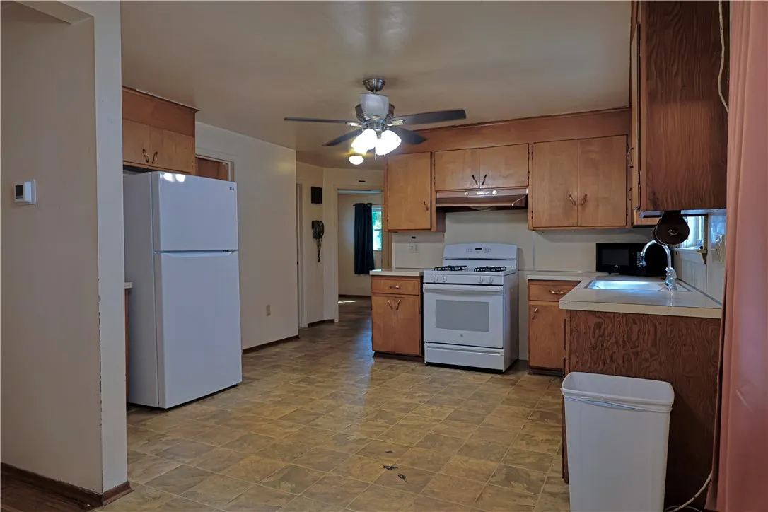 50 Townsend Street, Rochester, New York 14621, Rochester, New York 14621, 3 Bedrooms Bedrooms, 6 Rooms Rooms,1 BathroomBathrooms,Residential,For Sale,50 Townsend Street, Rochester, New York 14621,R1622347