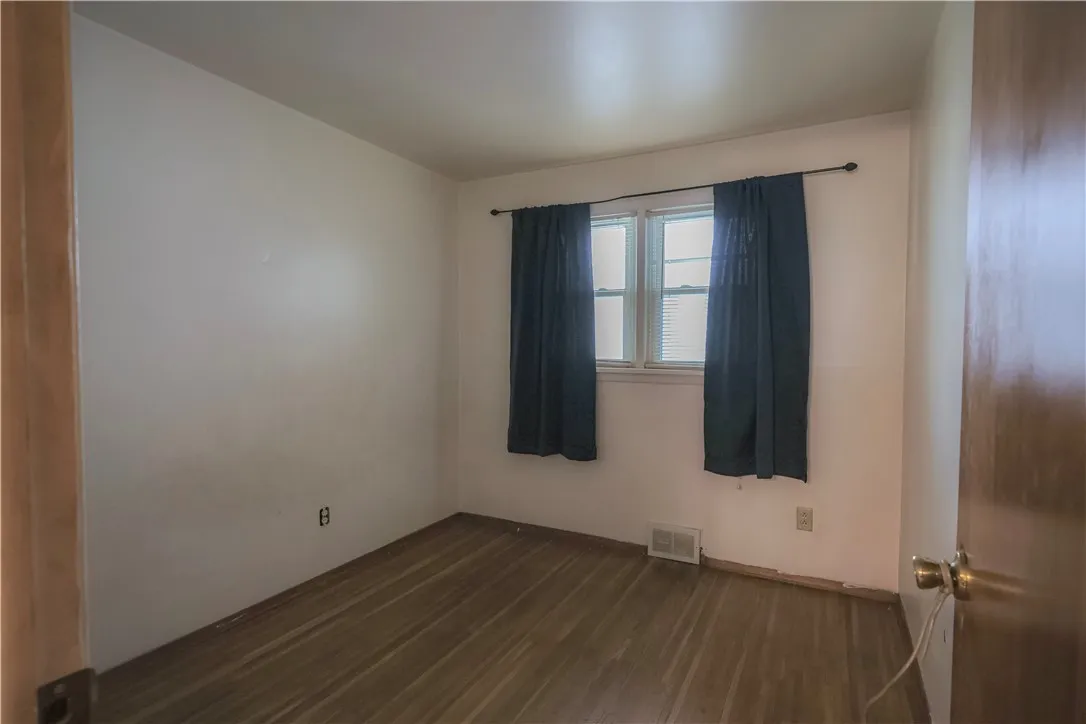 50 Townsend Street, Rochester, New York 14621, Rochester, New York 14621, 3 Bedrooms Bedrooms, 6 Rooms Rooms,1 BathroomBathrooms,Residential,For Sale,50 Townsend Street, Rochester, New York 14621,R1622347