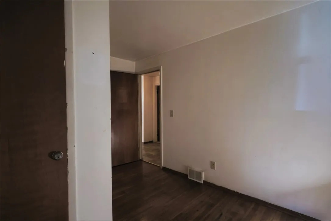 50 Townsend Street, Rochester, New York 14621, Rochester, New York 14621, 3 Bedrooms Bedrooms, 6 Rooms Rooms,1 BathroomBathrooms,Residential,For Sale,50 Townsend Street, Rochester, New York 14621,R1622347