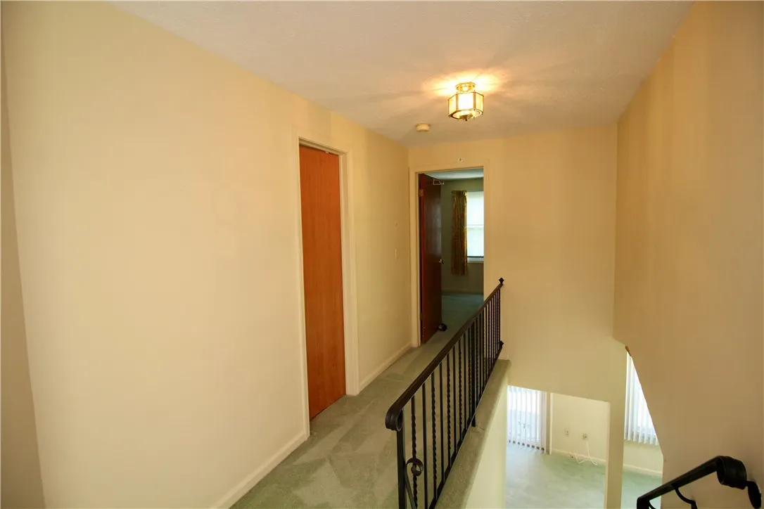 83 Flower Dale Drive, Greece, New York 14626, Greece, New York 14626, 2 Bedrooms Bedrooms, 5 Rooms Rooms,1 BathroomBathrooms,Residential,For Sale,83 Flower Dale Drive, Greece, New York 14626,R1622131