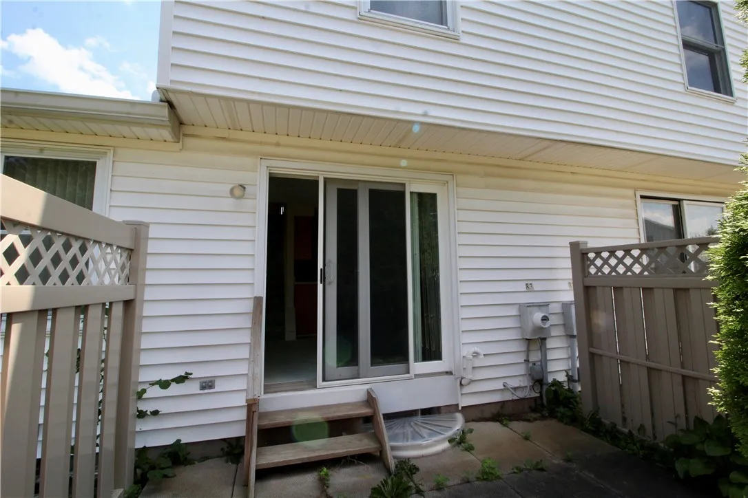 83 Flower Dale Drive, Greece, New York 14626, Greece, New York 14626, 2 Bedrooms Bedrooms, 5 Rooms Rooms,1 BathroomBathrooms,Residential,For Sale,83 Flower Dale Drive, Greece, New York 14626,R1622131