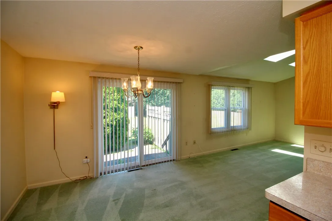 83 Flower Dale Drive, Greece, New York 14626, Greece, New York 14626, 2 Bedrooms Bedrooms, 5 Rooms Rooms,1 BathroomBathrooms,Residential,For Sale,83 Flower Dale Drive, Greece, New York 14626,R1622131