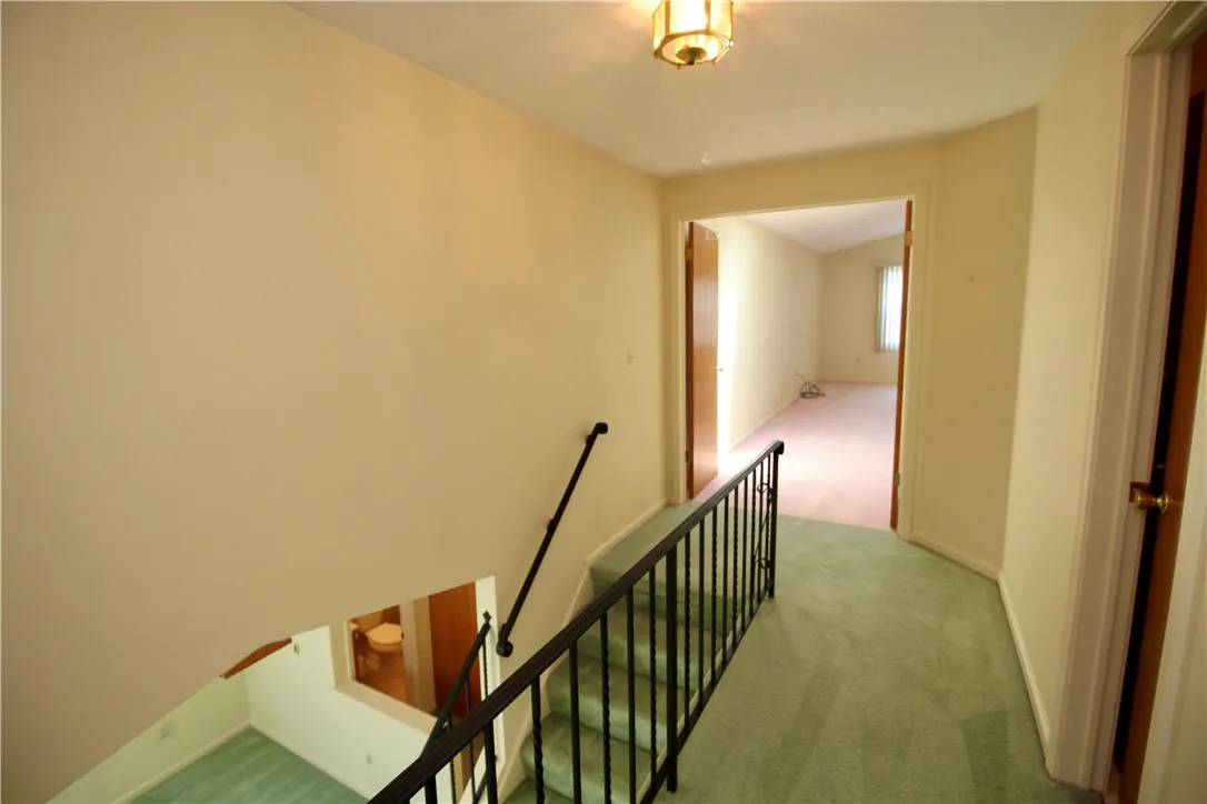 83 Flower Dale Drive, Greece, New York 14626, Greece, New York 14626, 2 Bedrooms Bedrooms, 5 Rooms Rooms,1 BathroomBathrooms,Residential,For Sale,83 Flower Dale Drive, Greece, New York 14626,R1622131