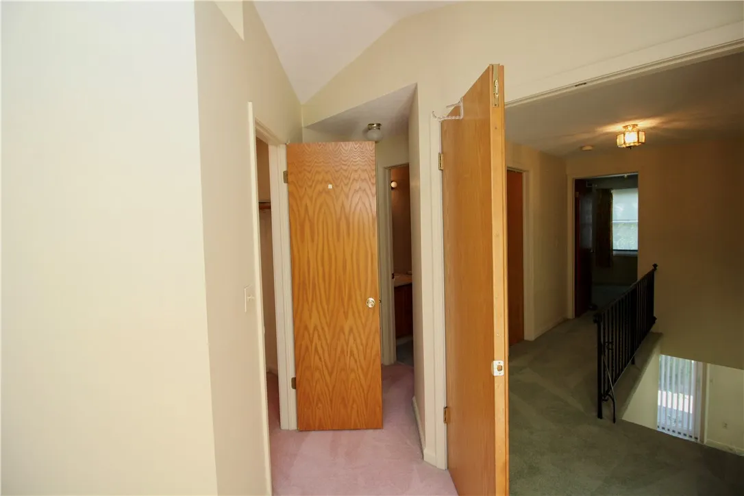 83 Flower Dale Drive, Greece, New York 14626, Greece, New York 14626, 2 Bedrooms Bedrooms, 5 Rooms Rooms,1 BathroomBathrooms,Residential,For Sale,83 Flower Dale Drive, Greece, New York 14626,R1622131