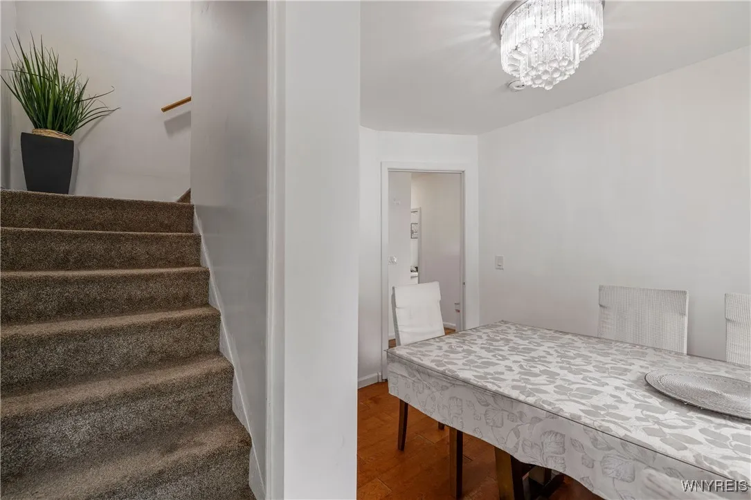 1142 Harlem Road, Cheektowaga, New York 14227, Cheektowaga, New York 14227, 6 Bedrooms Bedrooms, ,3 BathroomsBathrooms,Residential,For Sale,1142 Harlem Road, Cheektowaga, New York 14227,B1622311