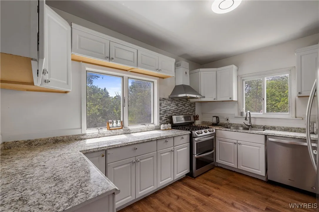 1142 Harlem Road, Cheektowaga, New York 14227, Cheektowaga, New York 14227, 6 Bedrooms Bedrooms, ,3 BathroomsBathrooms,Residential,For Sale,1142 Harlem Road, Cheektowaga, New York 14227,B1622311