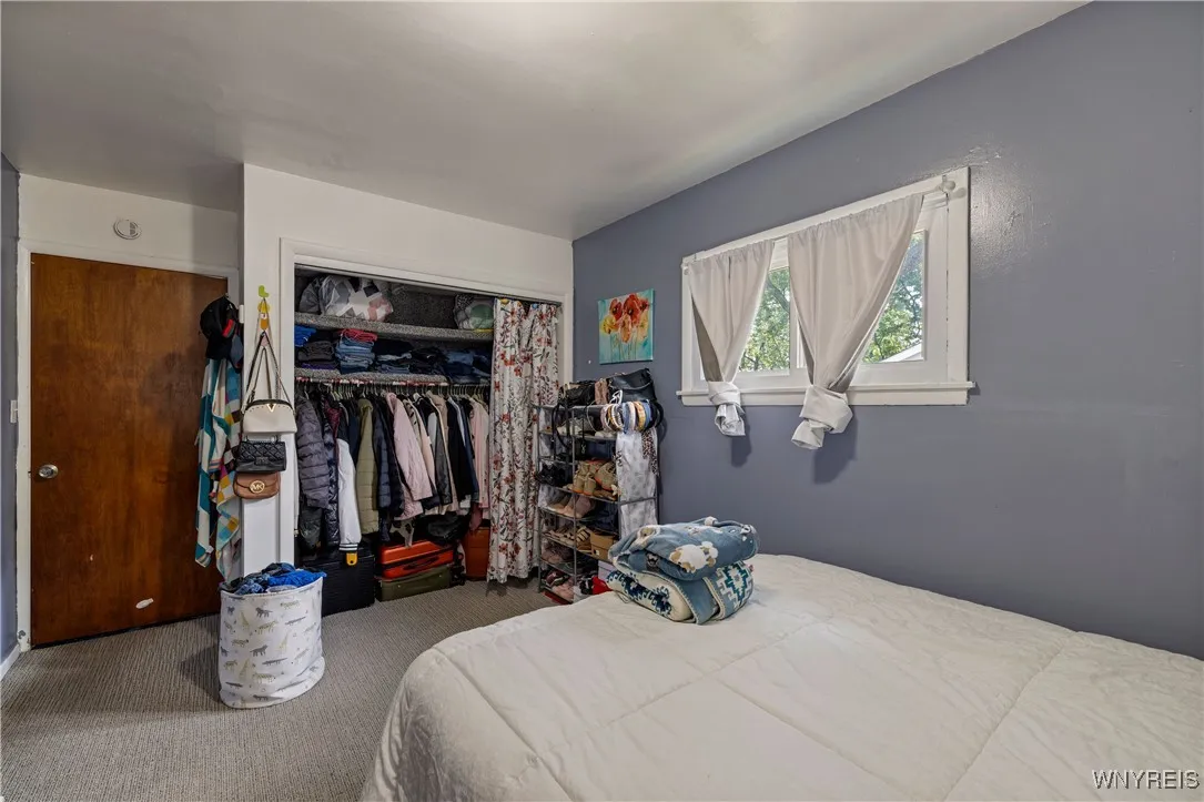 1142 Harlem Road, Cheektowaga, New York 14227, Cheektowaga, New York 14227, 6 Bedrooms Bedrooms, ,3 BathroomsBathrooms,Residential,For Sale,1142 Harlem Road, Cheektowaga, New York 14227,B1622311