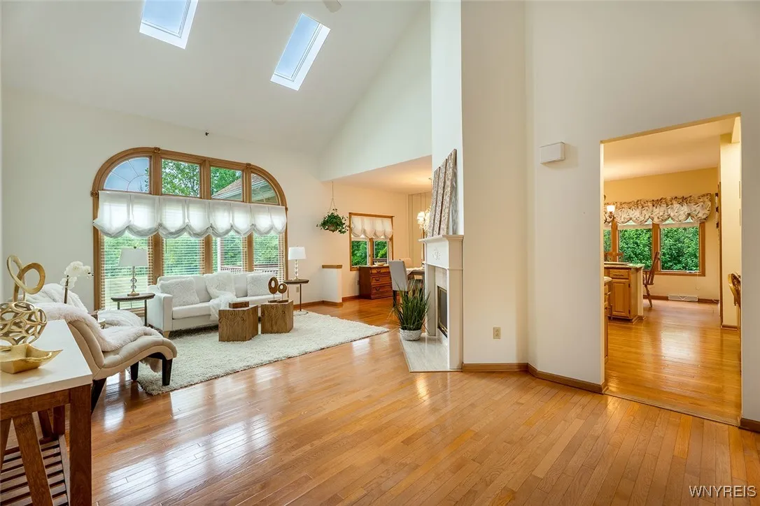 1494 Town Line Road, Lancaster, New York 14086, Lancaster, New York 14086, 3 Bedrooms Bedrooms, 11 Rooms Rooms,2 BathroomsBathrooms,Residential,For Sale,1494 Town Line Road, Lancaster, New York 14086,B1620873