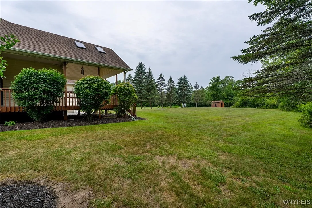 1494 Town Line Road, Lancaster, New York 14086, Lancaster, New York 14086, 3 Bedrooms Bedrooms, 11 Rooms Rooms,2 BathroomsBathrooms,Residential,For Sale,1494 Town Line Road, Lancaster, New York 14086,B1620873