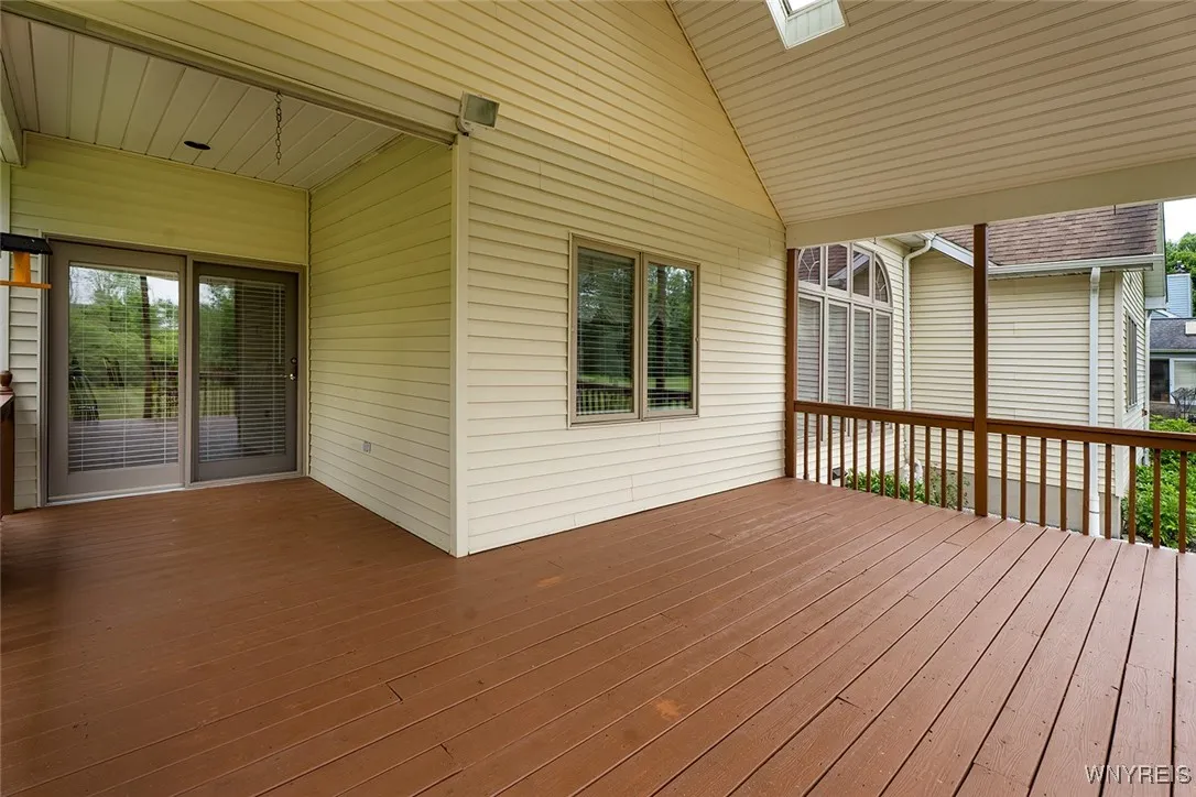 1494 Town Line Road, Lancaster, New York 14086, Lancaster, New York 14086, 3 Bedrooms Bedrooms, 11 Rooms Rooms,2 BathroomsBathrooms,Residential,For Sale,1494 Town Line Road, Lancaster, New York 14086,B1620873