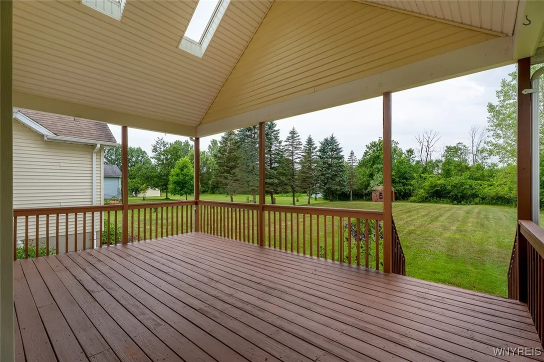 1494 Town Line Road, Lancaster, New York 14086, Lancaster, New York 14086, 3 Bedrooms Bedrooms, 11 Rooms Rooms,2 BathroomsBathrooms,Residential,For Sale,1494 Town Line Road, Lancaster, New York 14086,B1620873