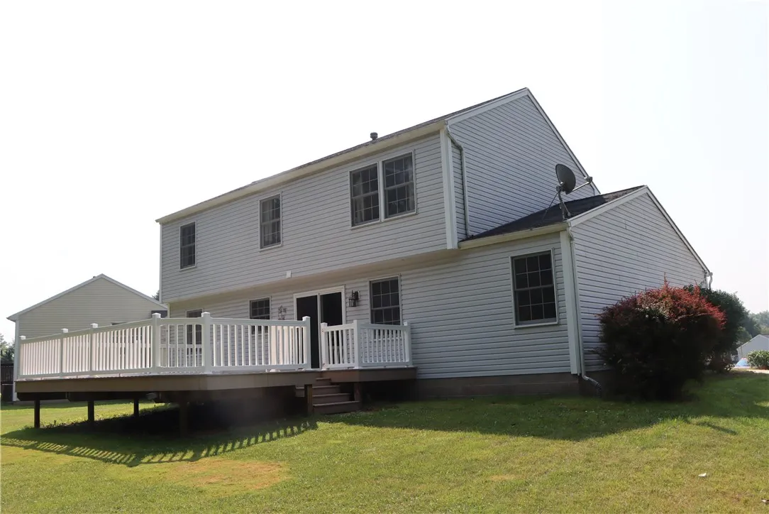 3253 Woodfield Drive, Macedon, New York 14568, Macedon, New York 14568, 4 Bedrooms Bedrooms, 10 Rooms Rooms,2 BathroomsBathrooms,Residential,For Sale,3253 Woodfield Drive, Macedon, New York 14568,R1622698