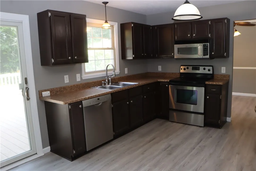 3253 Woodfield Drive, Macedon, New York 14568, Macedon, New York 14568, 4 Bedrooms Bedrooms, 10 Rooms Rooms,2 BathroomsBathrooms,Residential,For Sale,3253 Woodfield Drive, Macedon, New York 14568,R1622698