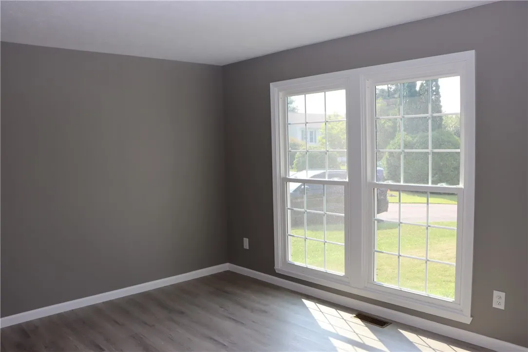 3253 Woodfield Drive, Macedon, New York 14568, Macedon, New York 14568, 4 Bedrooms Bedrooms, 10 Rooms Rooms,2 BathroomsBathrooms,Residential,For Sale,3253 Woodfield Drive, Macedon, New York 14568,R1622698